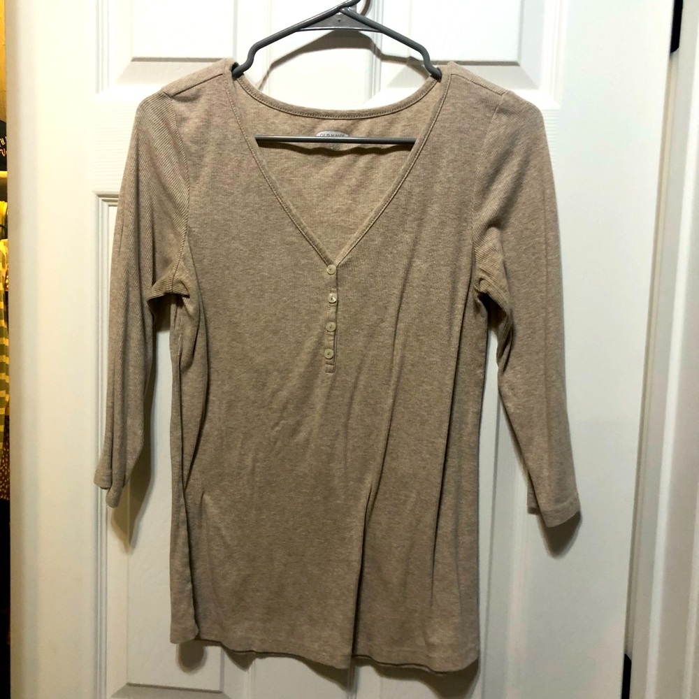 Old Navy top